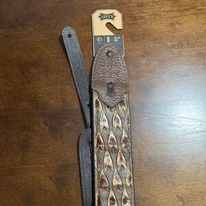 Levy's M4WP-005 3-inch Wide Embossed Leather Guitar Strap